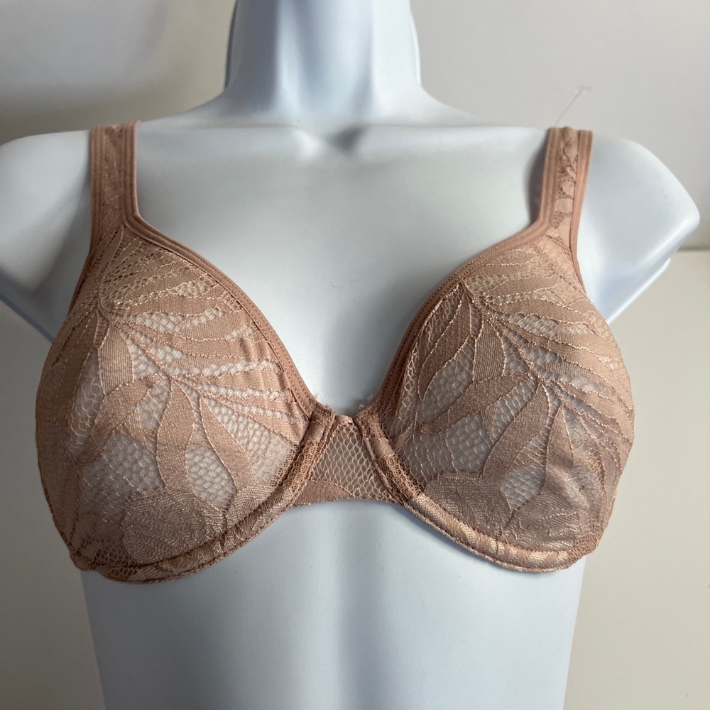 NWT HANRO underwire lace bra